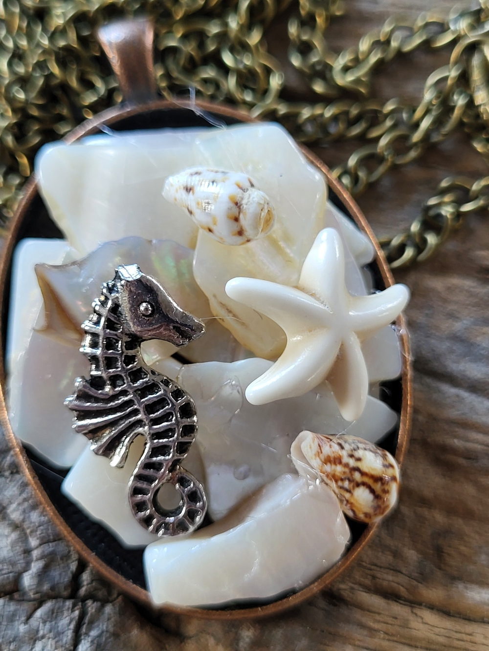 White Abalone Shell & Seahorse Pendant Necklace